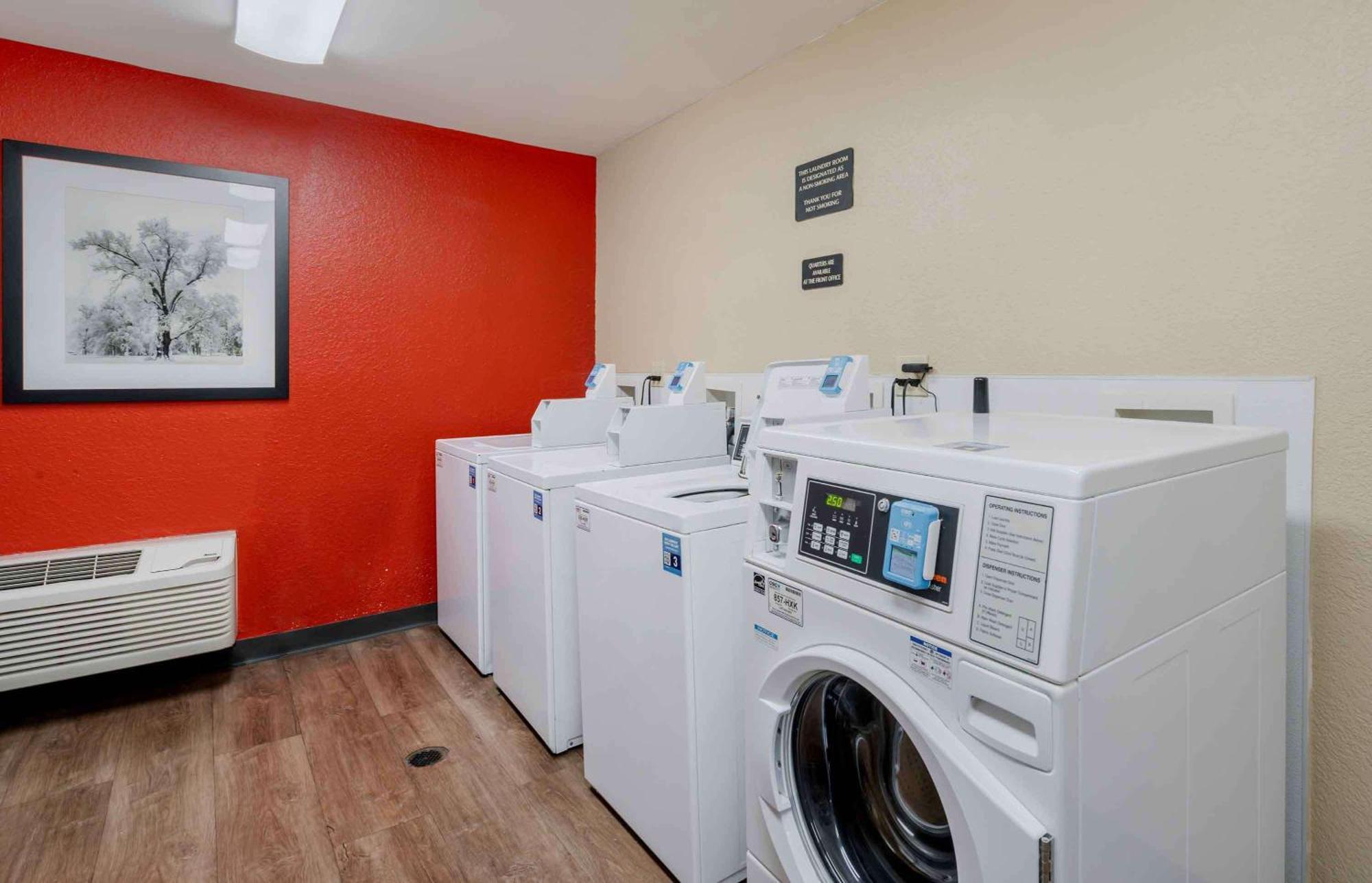 Extended Stay America Select Suites - Orlando - Maitland - 1760 Pembrook Dr Altamonte Springs Ngoại thất bức ảnh